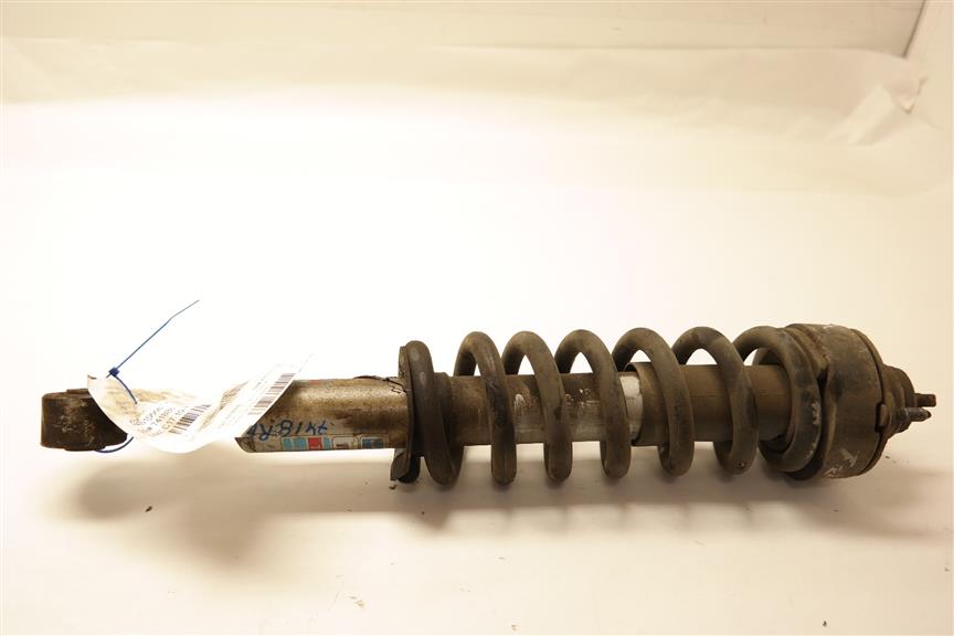 2011 Toyota FJ Cruiser Strut