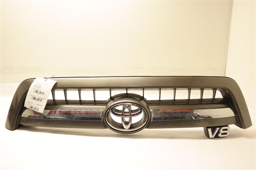 2005 Toyota Sequoia Grille