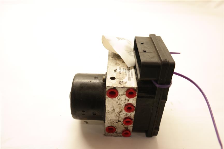 2005 Toyota Sequoia ABS Pump