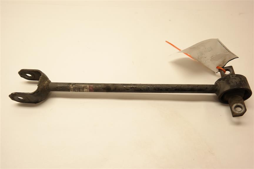 2013 Toyota Avalon Rear Lower Control Arm (Right)