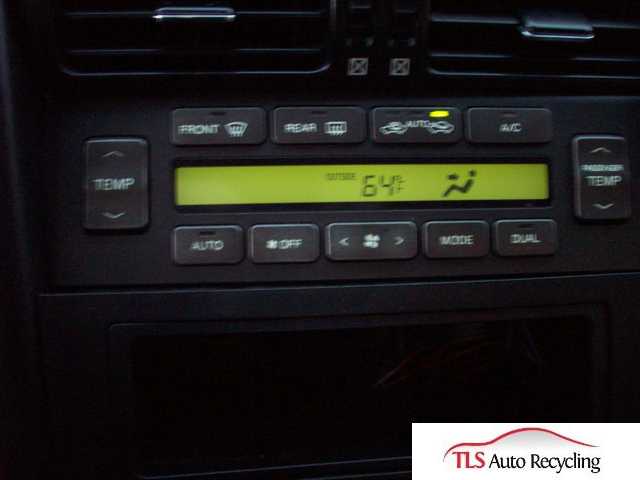 2000 Lexus GS 400 Temperature Control Unit