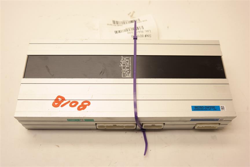 2004 Lexus LS 430 Radio / Amplifier