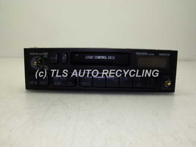 1996 Toyota 4 Runner Radio / Amplifier