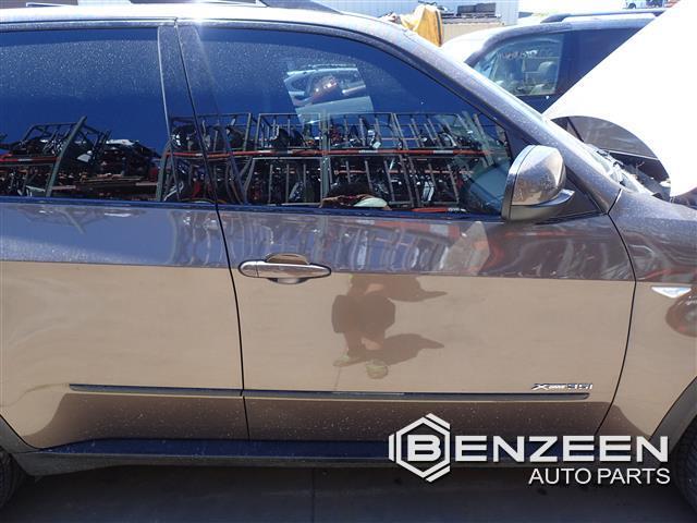2010 BMW X5 Front Door (Right)