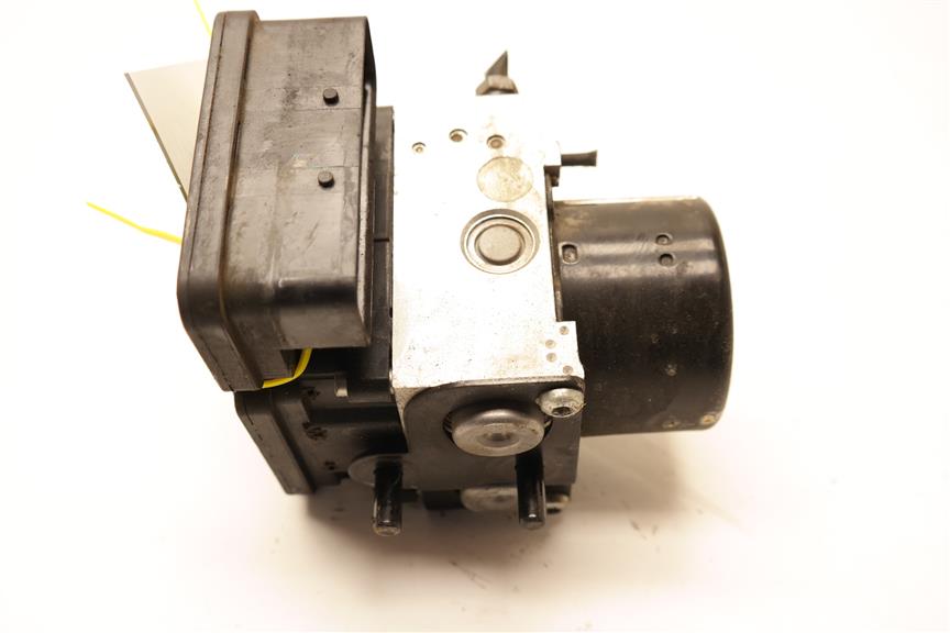 2006 Jaguar XJ8 ABS Pump