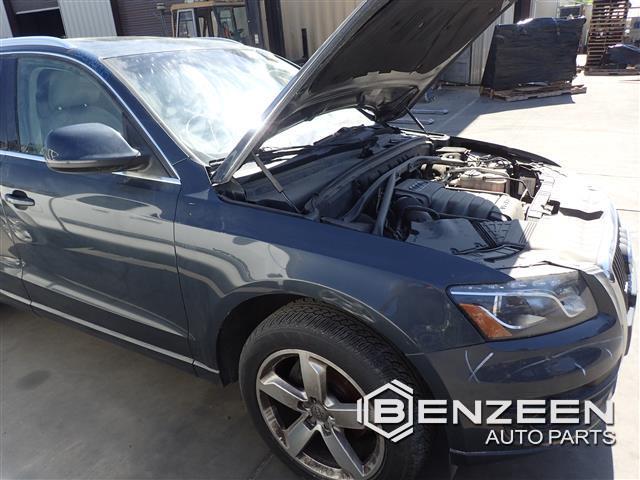 2009 Audi Q5 Front Door (Right)
