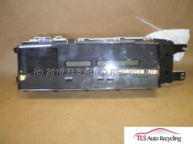2002 Toyota Avalon Speedometer / Head Cluster