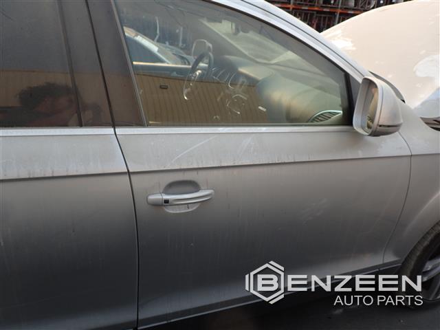 2007 Audi Q7 Front Door (Right)