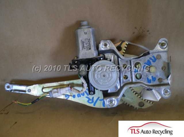 1999 Toyota RAV 4 Rear Window Regulator