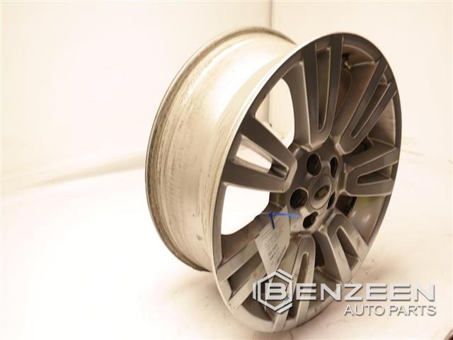 2010 Land Rover LR2 Wheel / Rim