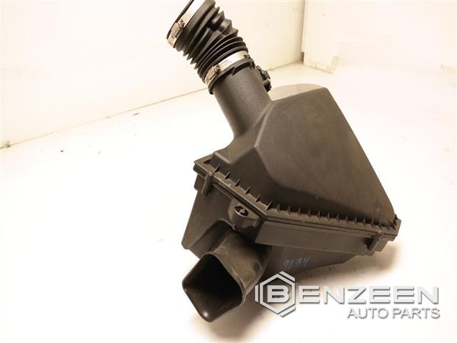 2014 Cadillac ATS Air Cleaner Box