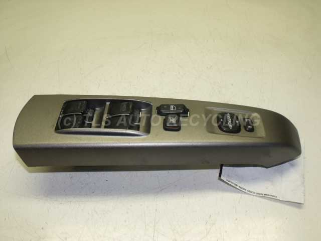 2004 Toyota Prius Door Electric Switch (Left)