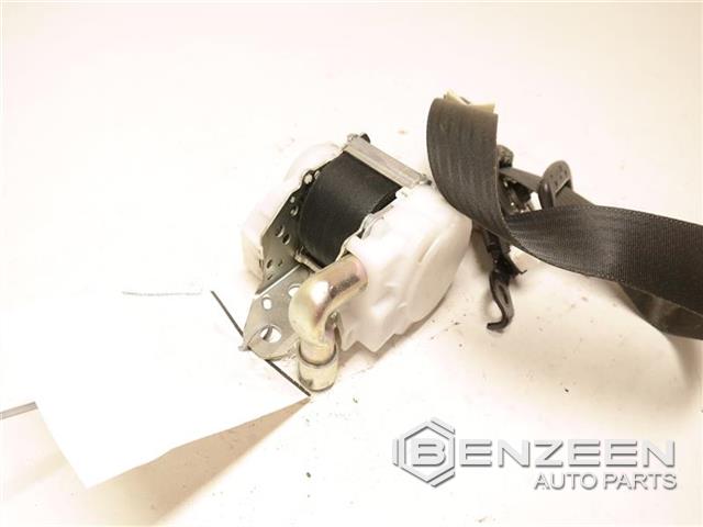 2010 Lexus IS 250 Front Seat Belt