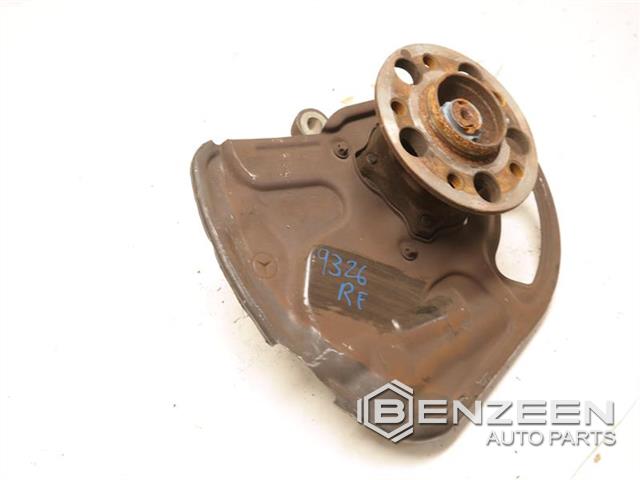 2014 Mercedes-Benz C63 Front Spindle Knuckle (Right)