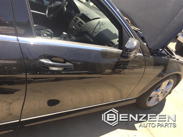 2008 Mercedes-Benz C300 Front Door (Right)