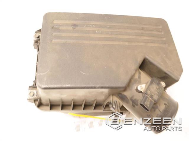 2010 Toyota Camry Hybrid Air Cleaner Box