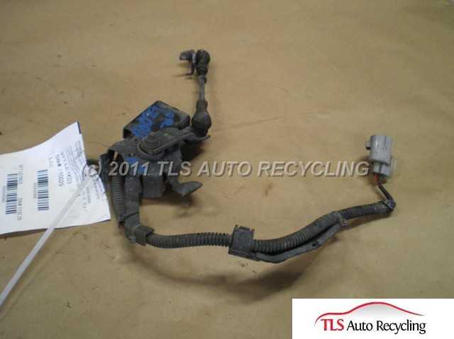 2003 Lexus IS 300 Lamp Leveling Sensor