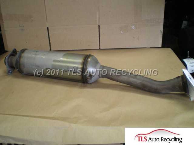 2001 Lexus IS 300 Exhaust Pipe