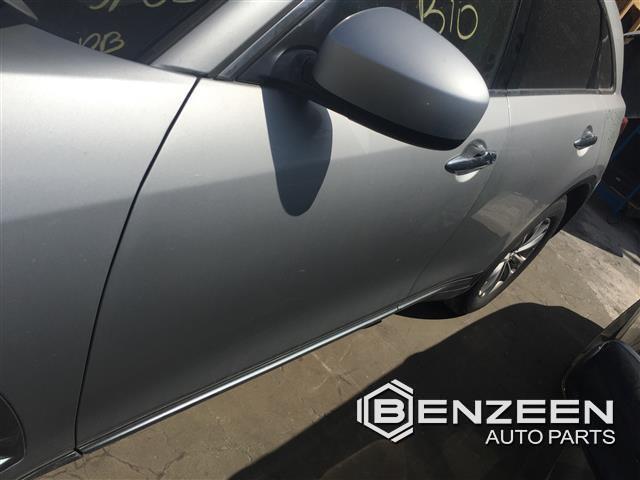 2009 Infiniti FX35 Front Door (Left)