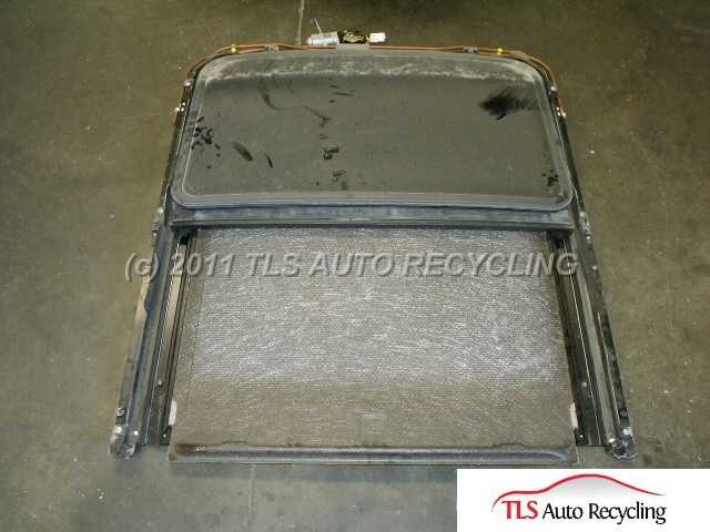 1997 Toyota 4 Runner Roof Glass