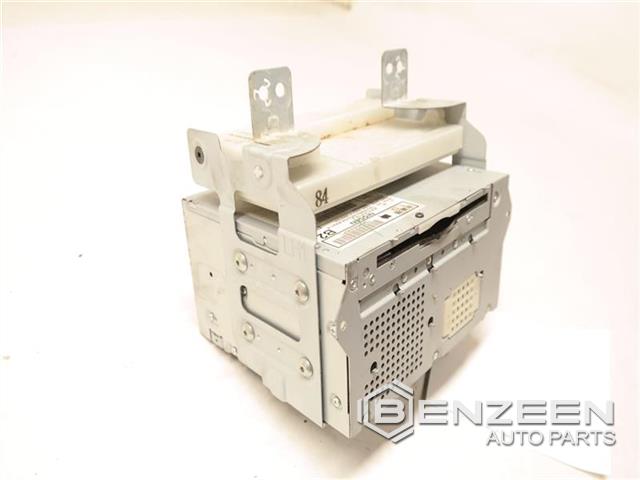 2017 Infiniti QX70 Radio / Amplifier