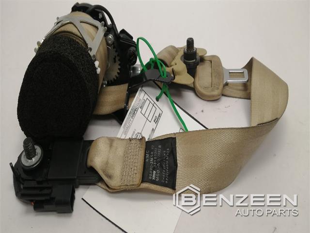 2012 Hyundai Genesis Front Seat Belt