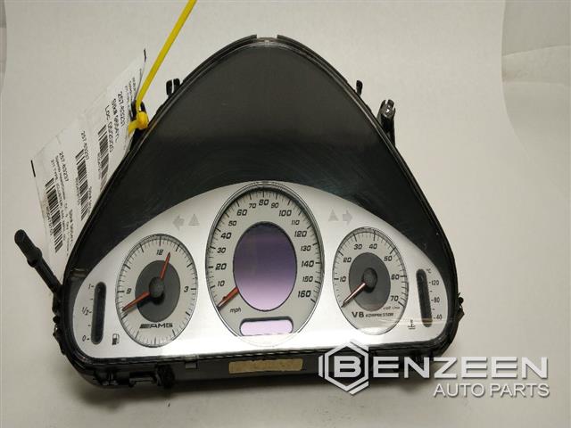 2004 Mercedes-Benz E55 Speedometer / Head Cluster