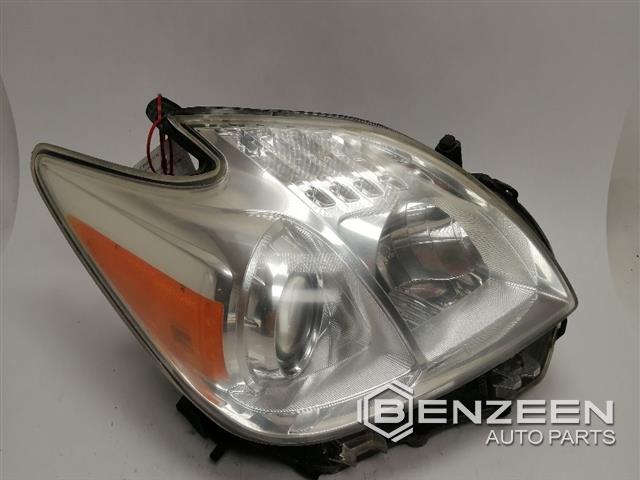 2014 Toyota Prius Headlamp Assembly (Right)