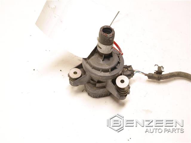 2014 Toyota Prius Coolant Pump