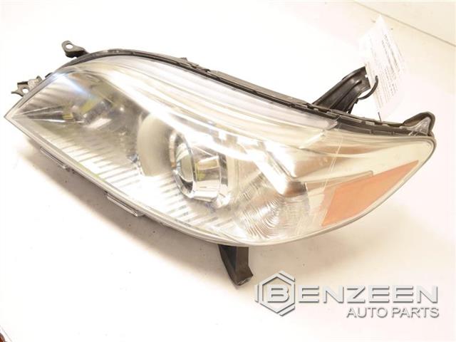 2014 Toyota Sienna Headlamp Assembly (Left)