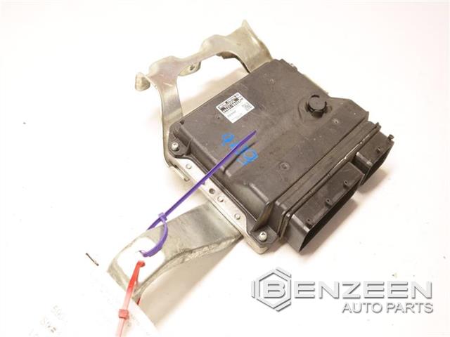 2015 Toyota Sienna Engine Control Module