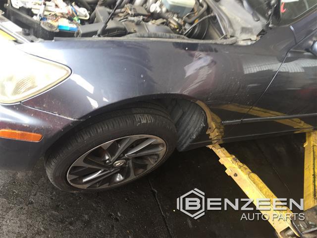2004 Lexus IS 300 Fender (Left)