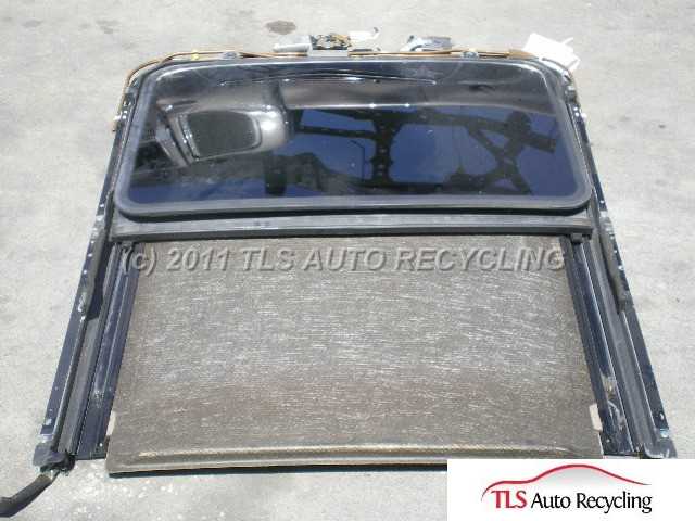 1998 Toyota 4 Runner Roof Glass