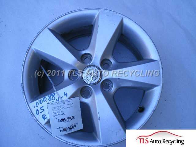 2005 Toyota RAV 4 Wheel / Rim