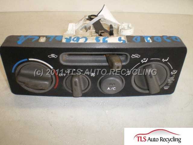 1999 Toyota Corolla Temperature Control Unit