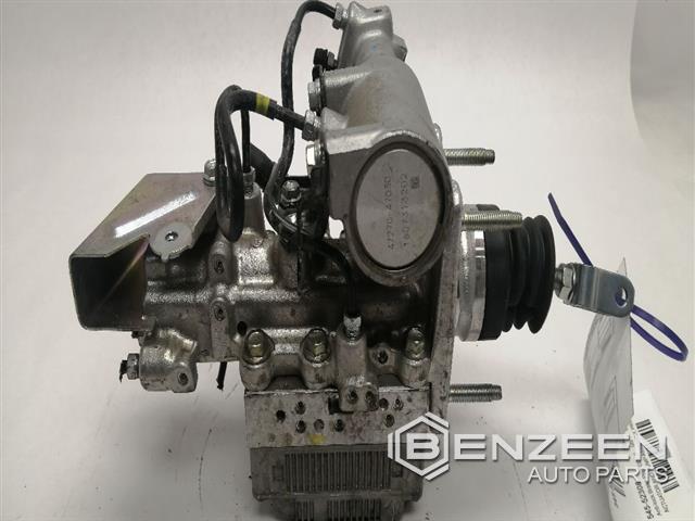2016 Toyota Prius ABS Pump