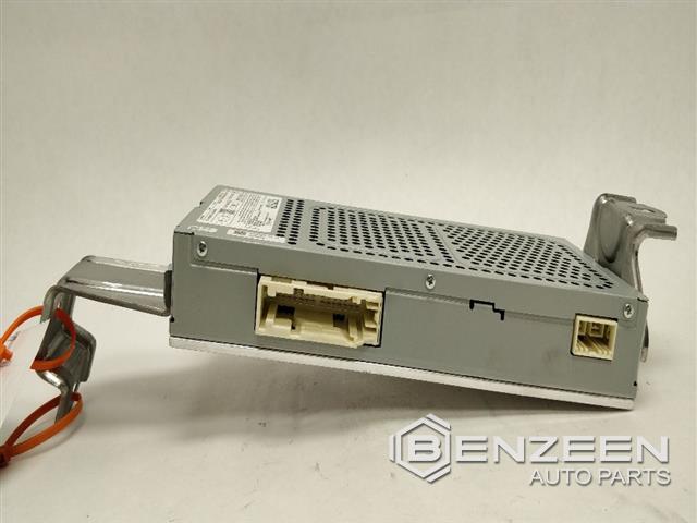 2017 Lexus RC 200t Radio / Amplifier