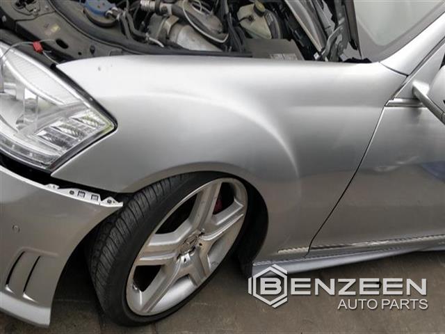2007 Mercedes-Benz S550 Fender (Left)