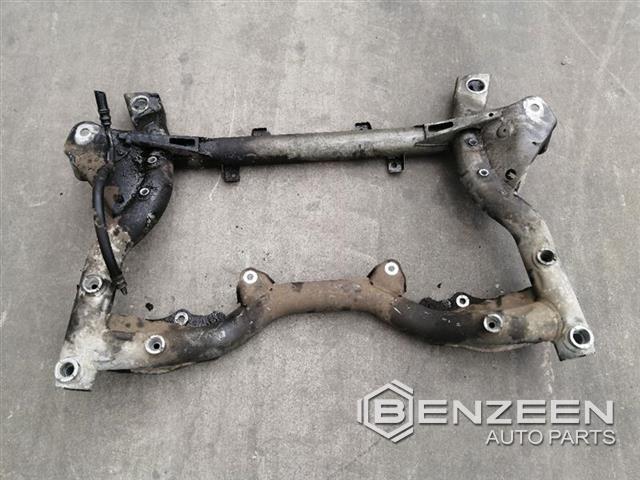 2009 Mercedes-Benz C300 Crossmember / K Frame