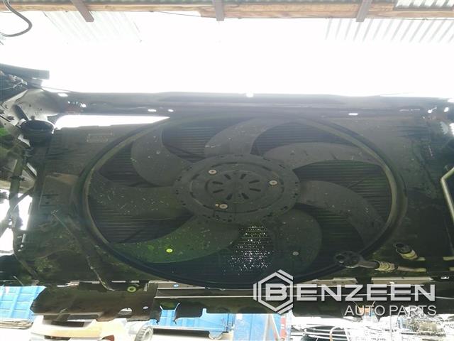 2009 Mercedes-Benz C300 Radiator Conditioner Fan Motor