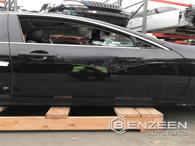 2007 Infiniti G35 Front Door (Right)