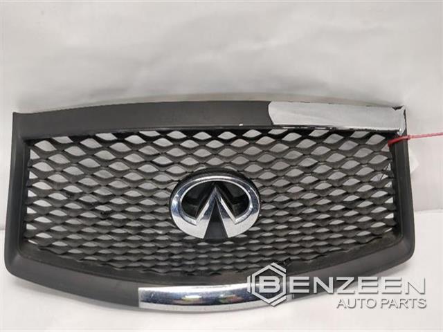 2015 Infiniti Q50 Grille