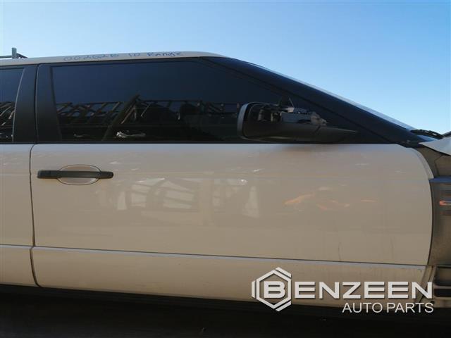 2010 Land Rover Range Rover Front Door (Right)