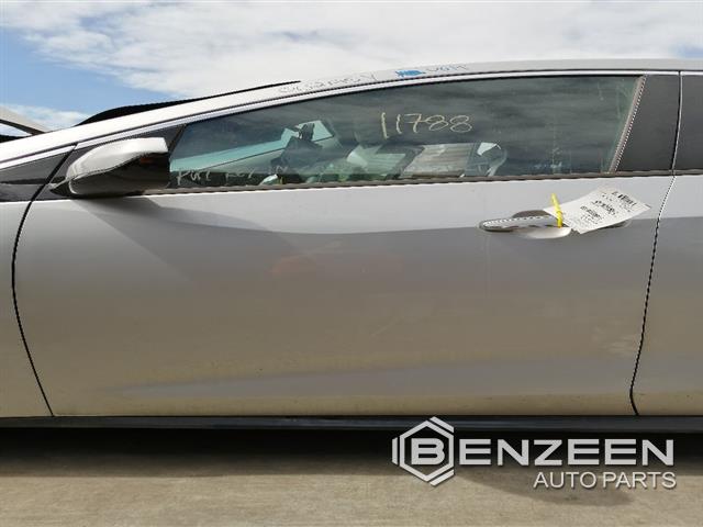 2016 Chevrolet Volt Front Door (Left)
