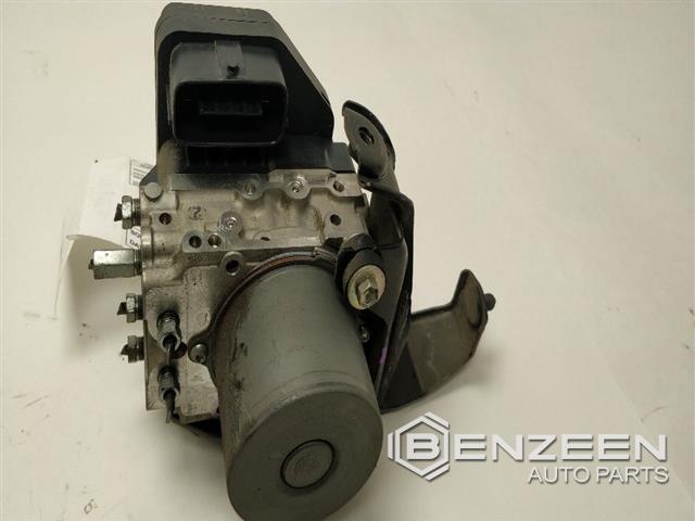 2012 Lexus IS 250 ABS Pump