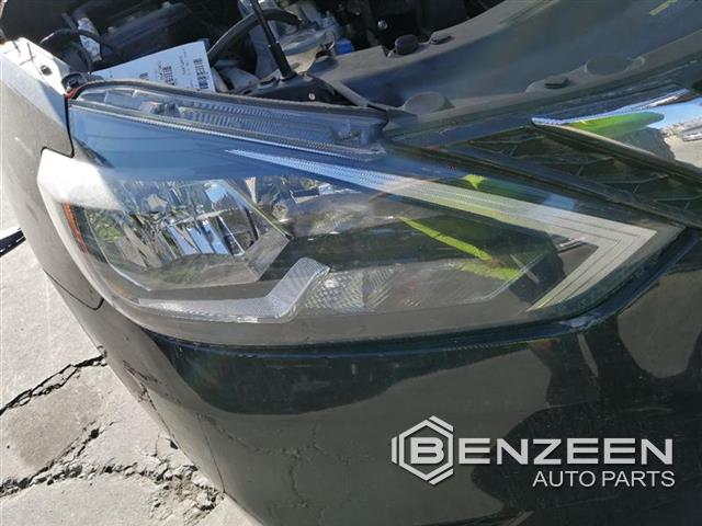 2018 NISSAN Sentra Headlamp Assembly (Right)