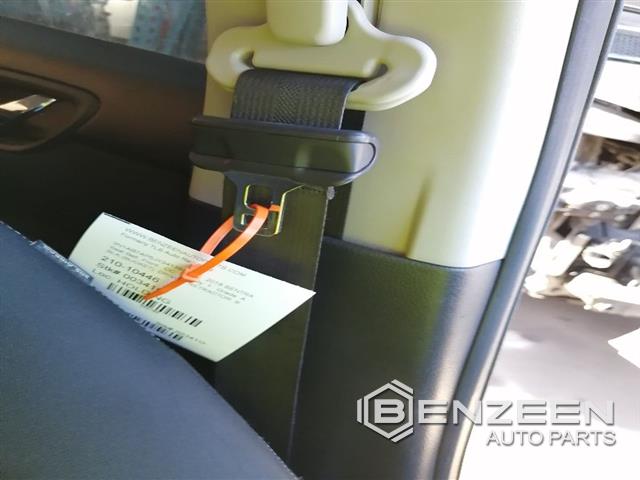 2018 NISSAN Sentra Front Seat Belt