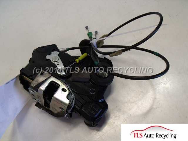 2004 Lexus ES 330 Lock Actuator