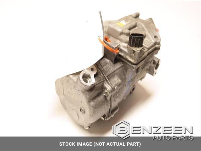 2016 Toyota Prius V AC Compressor