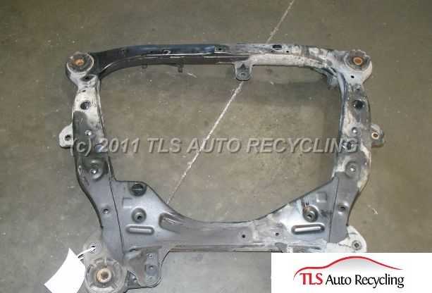 2005 Toyota Sienna Crossmember / K Frame